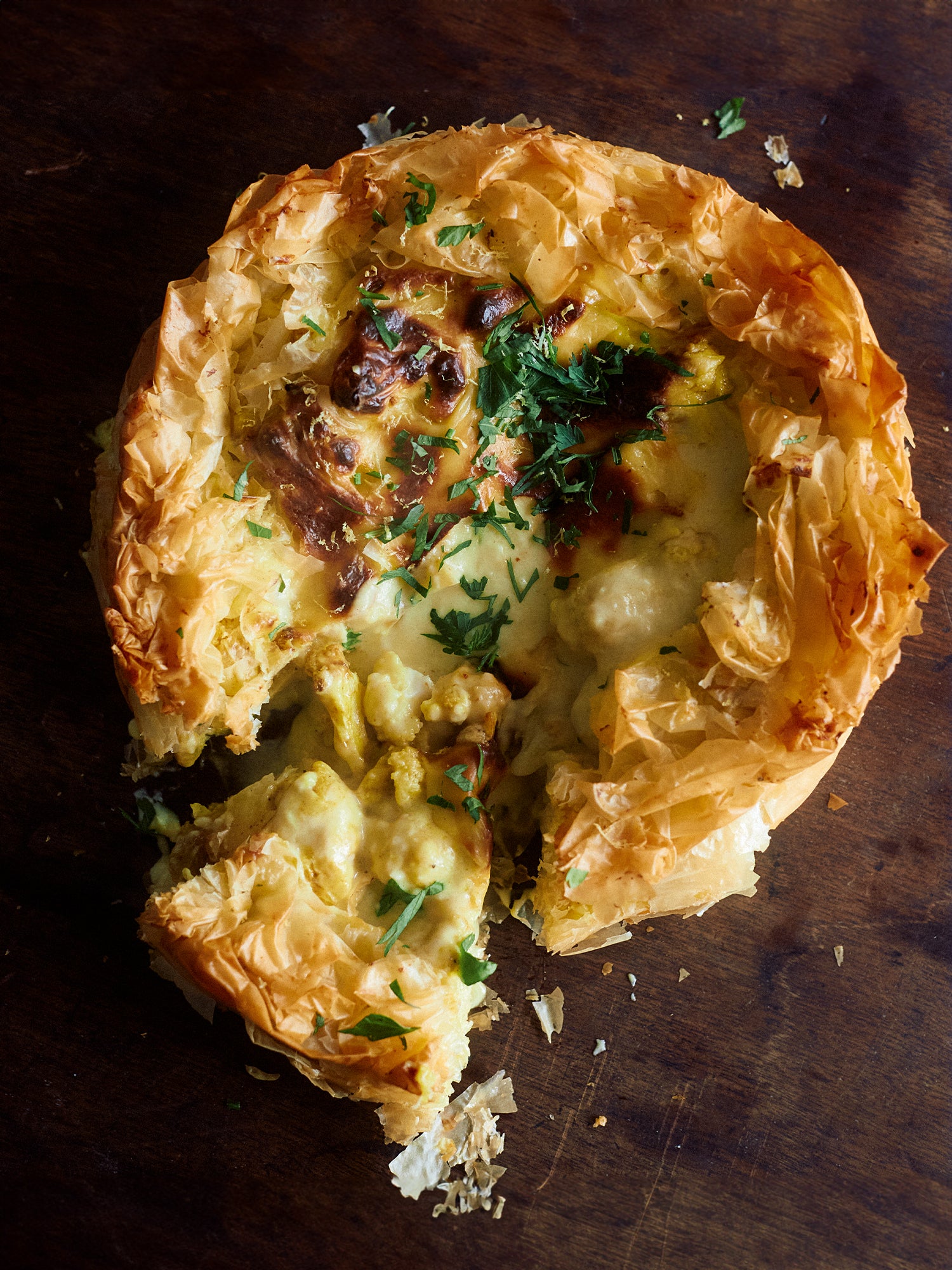Curried cauliflower and cheese filo pie