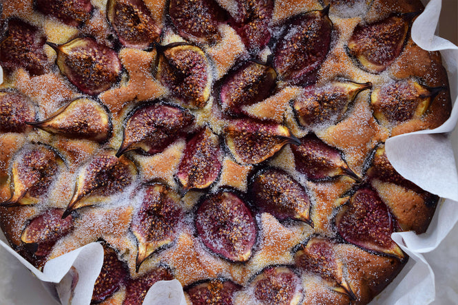 Fig, yoghurt and almond cake