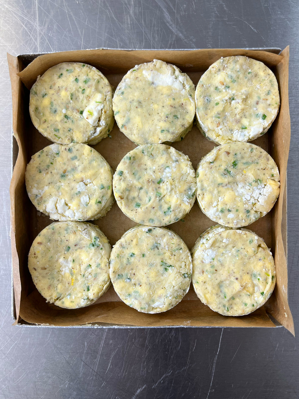 Pull-apart scones with za'atar and feta