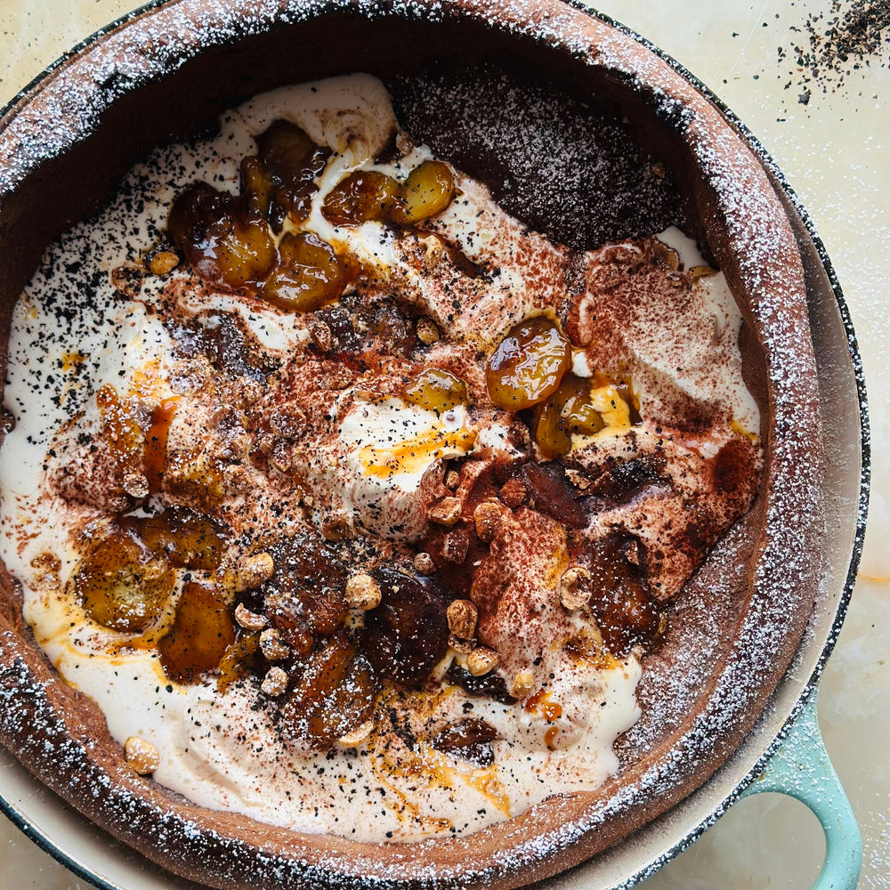 Chocolate Dutch Baby with caramelised bananas (1)