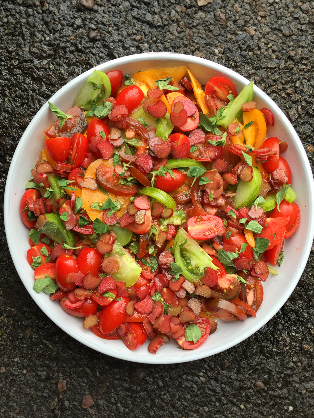 Tomato, rhubarb and elderflower salad 