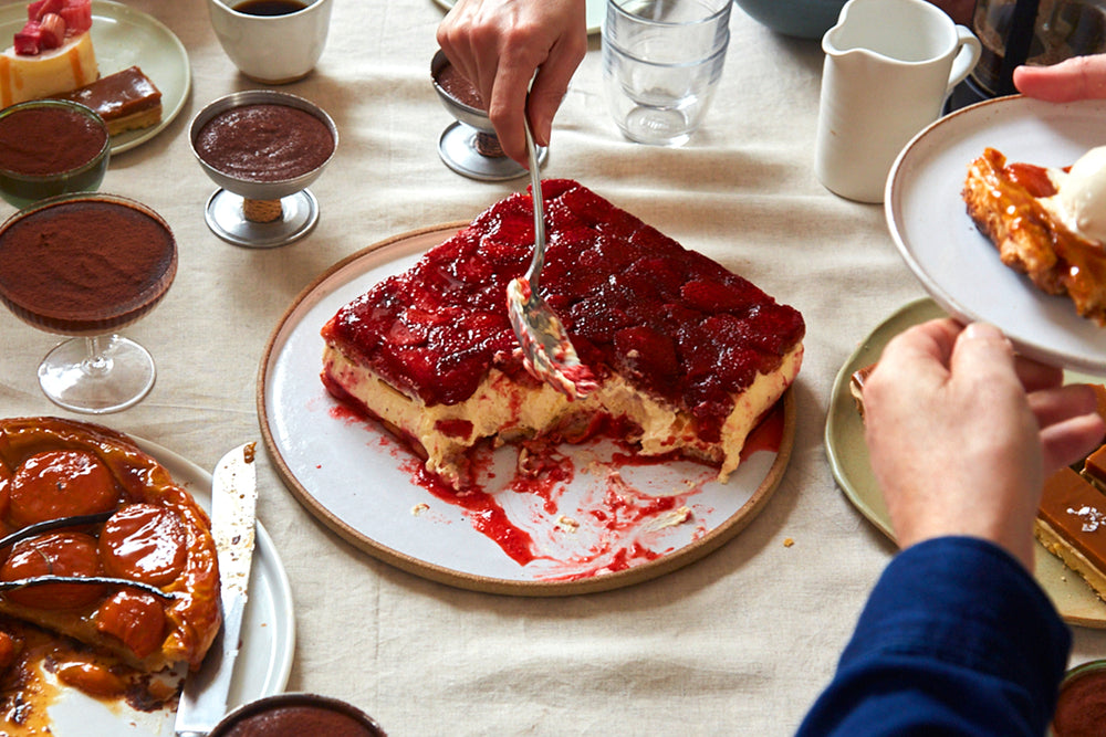 Strawberry tiramisu cake